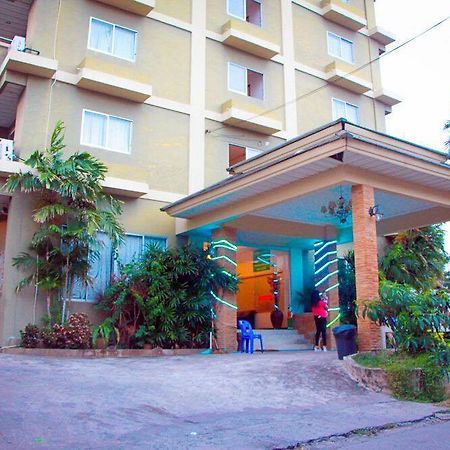 Royal Tycoon Place Hotel Pattaya Exterior photo