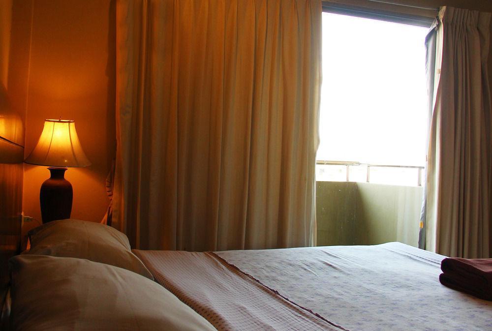 Royal Tycoon Place Hotel Pattaya Exterior photo