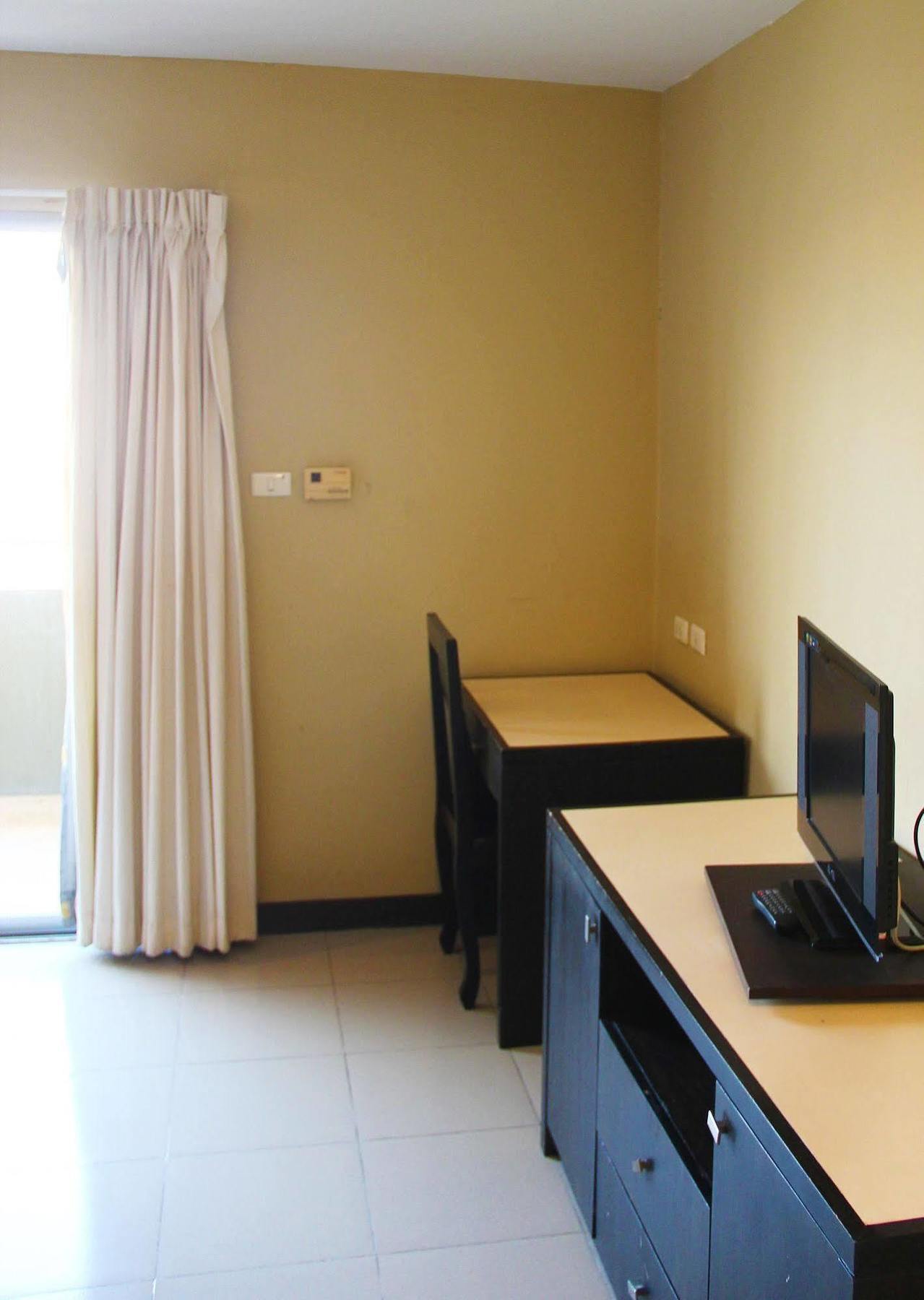 Royal Tycoon Place Hotel Pattaya Exterior photo